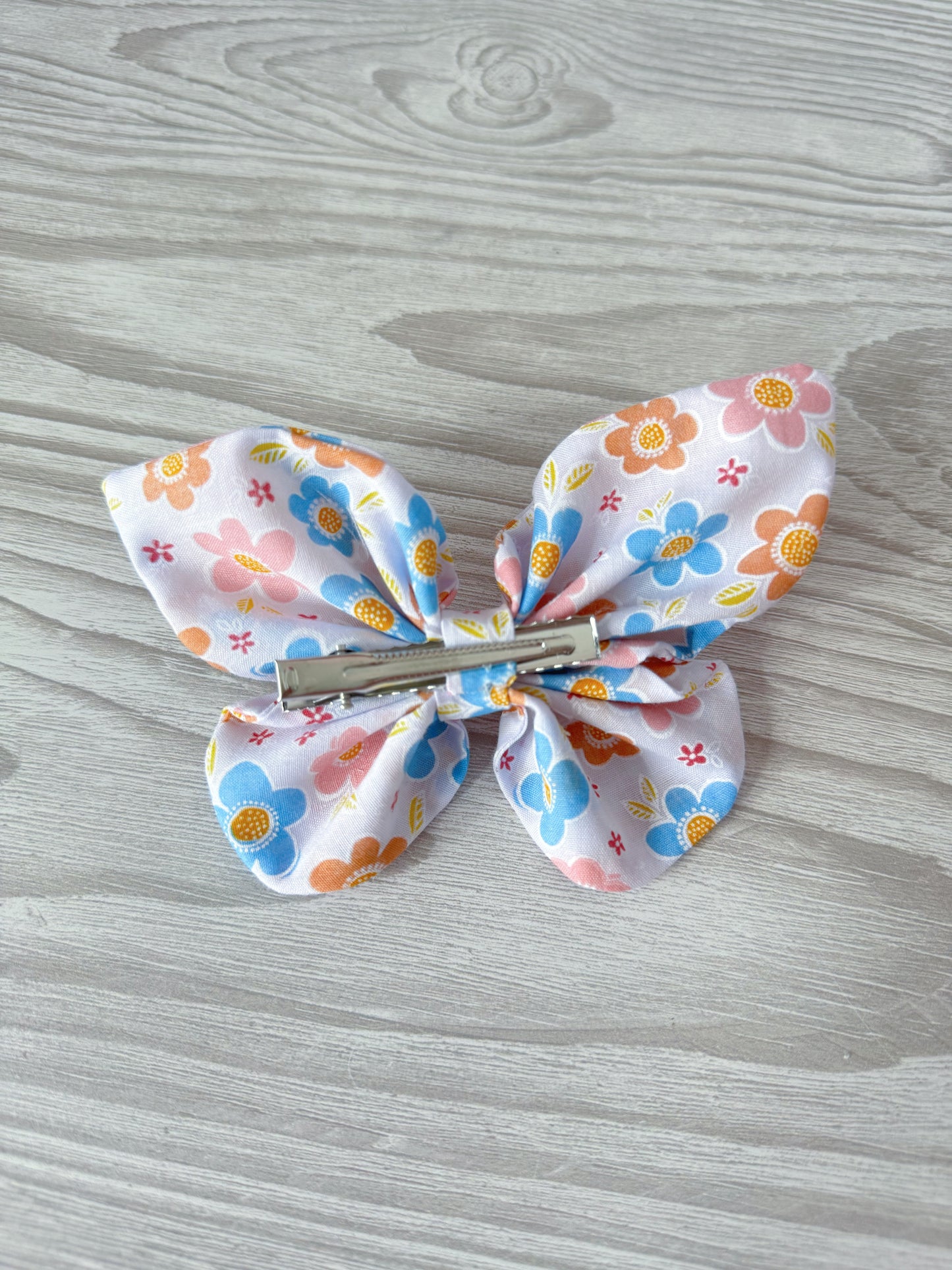 Large White Floral Butterfly Bow