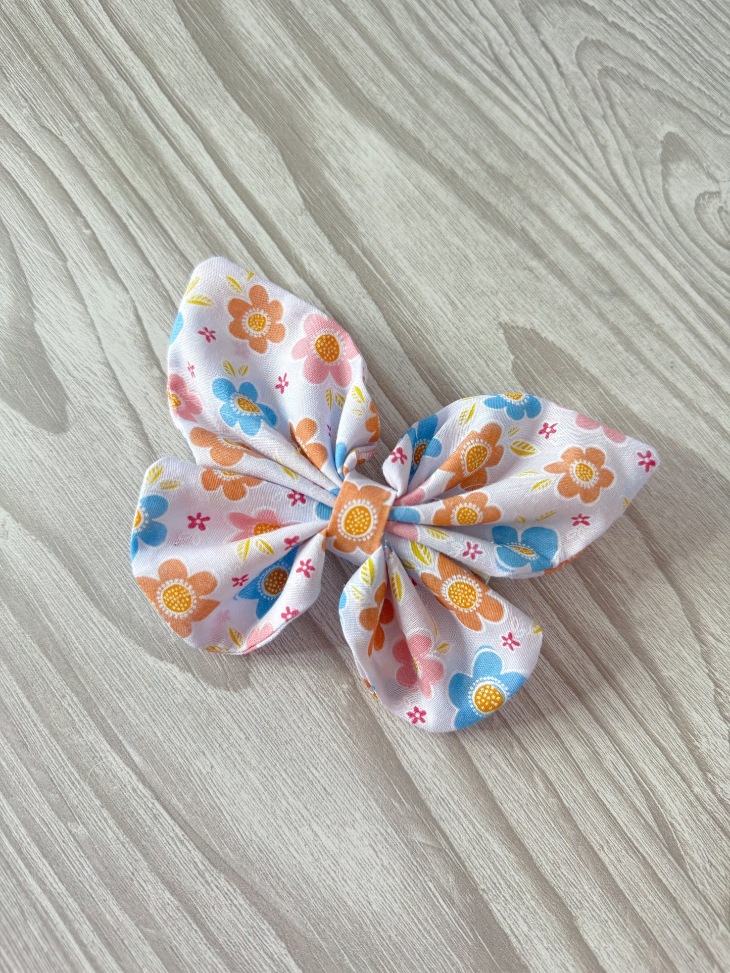 Large White Floral Butterfly Bow