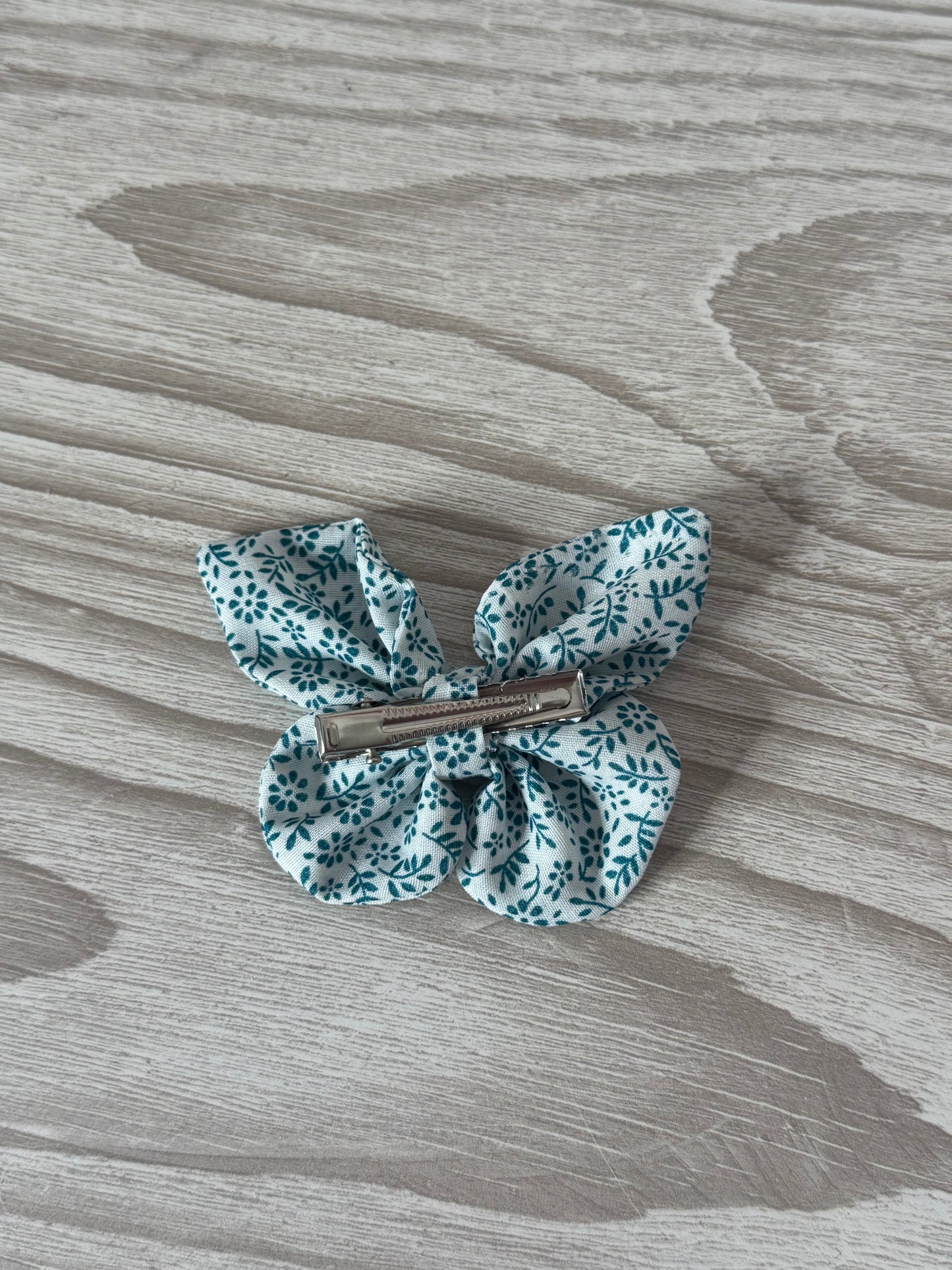 Small Blue Butterfly Bow