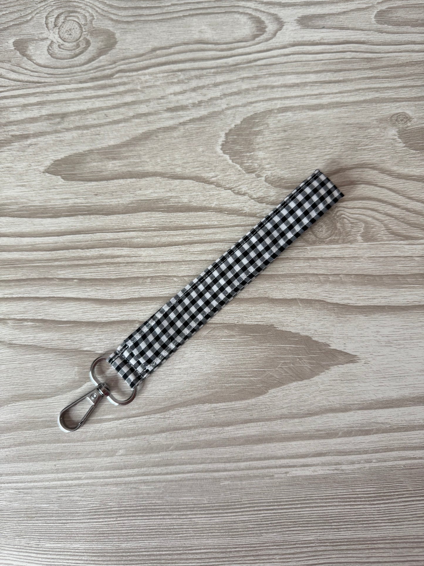 Black Yarn Spinner with Gingham Wristlet