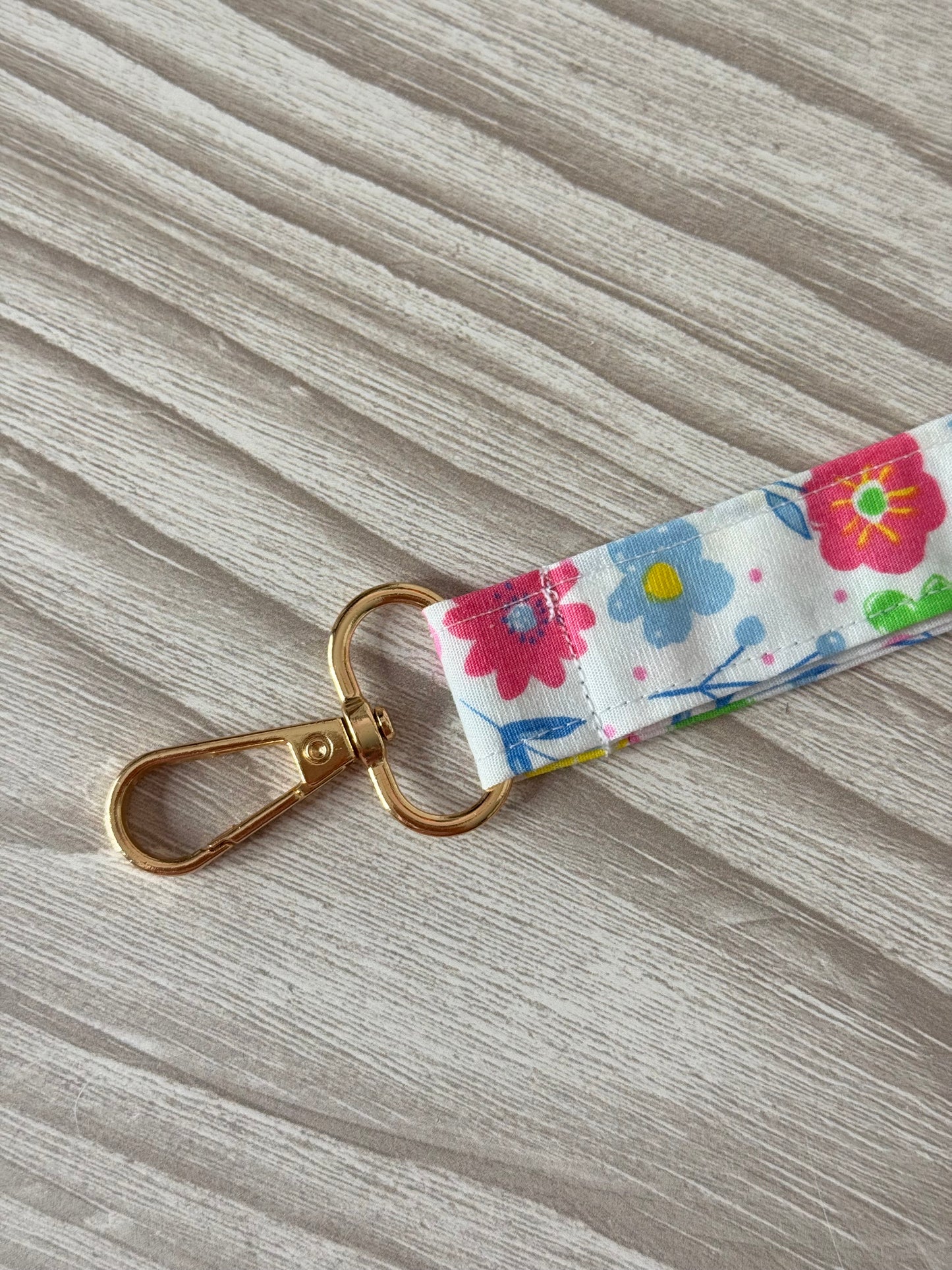 Yellow Yarn Spinner with Ditsy Wristlet