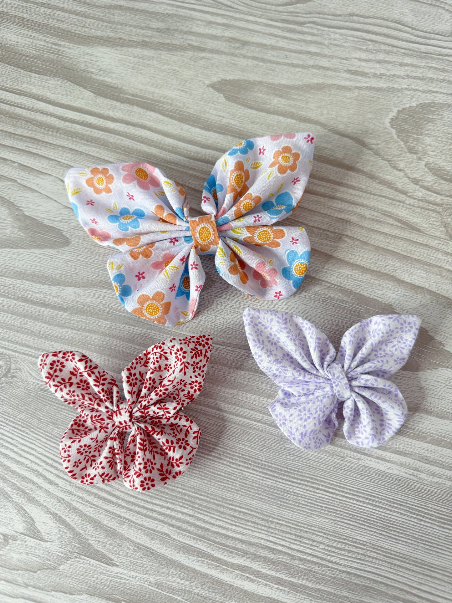 Large White Floral Butterfly Bow